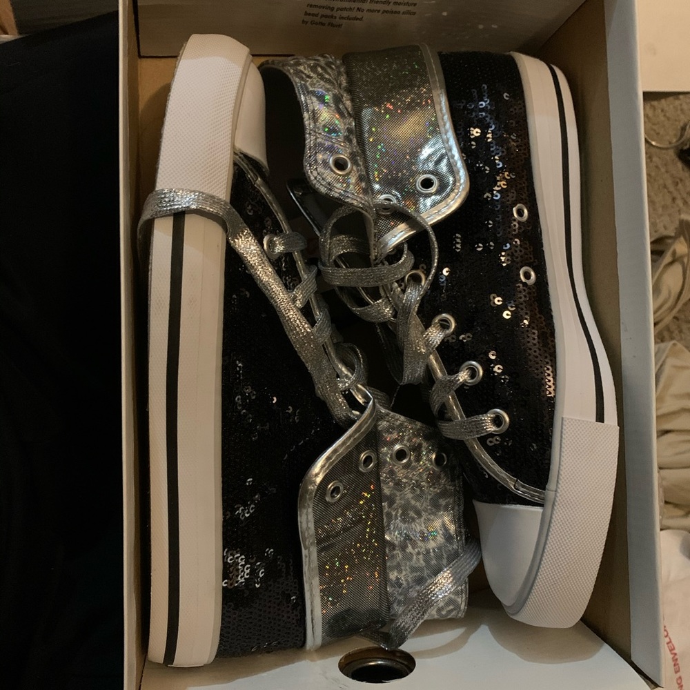 Gotta Flurt Black Convertible High Tops Sneakers